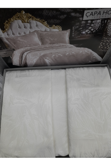 Beste Şönil Jakarlı Çift Kişilik Pike Takımı-krem