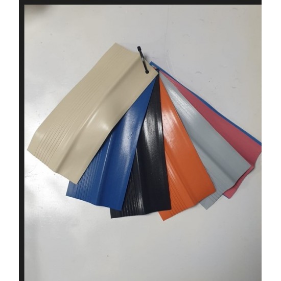 Pvc Merdiven Burunluğu Oluklu Kaymayı Önleyici Pvc Merdiven Burunluğu